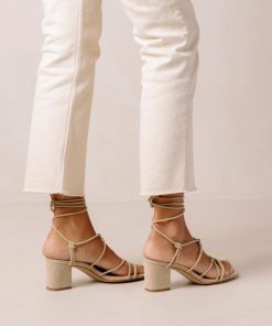 Eastcoastmode.shop61b8a654a8 1