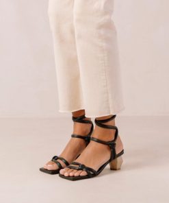 Eastcoastmode.shop82a2ab2683 3