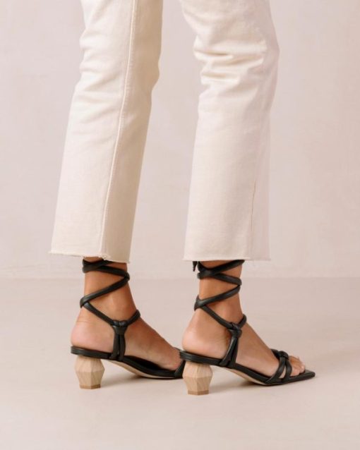 Eastcoastmode.shop82a2ab2683 4