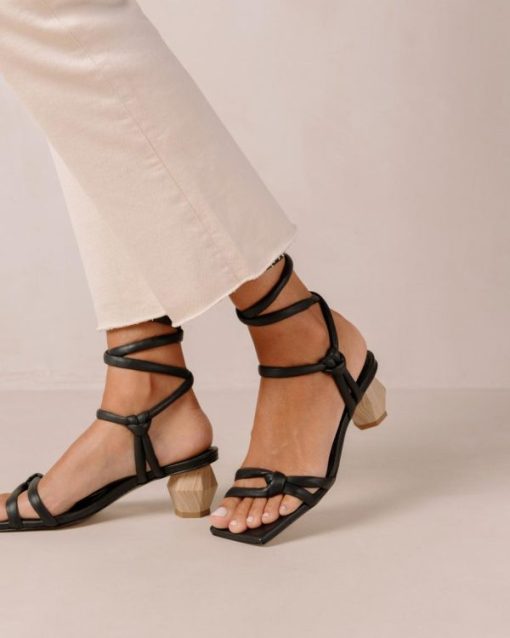 Eastcoastmode.shop82a2ab2683 5