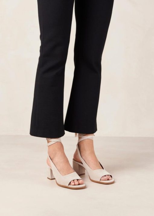 Eastcoastmode.shoped1850a021 2